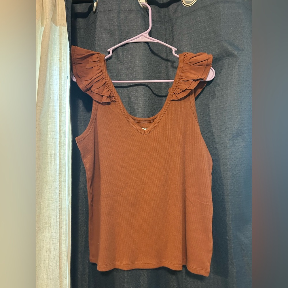 Old Navy Ruffle Tank - Size Large - NWT